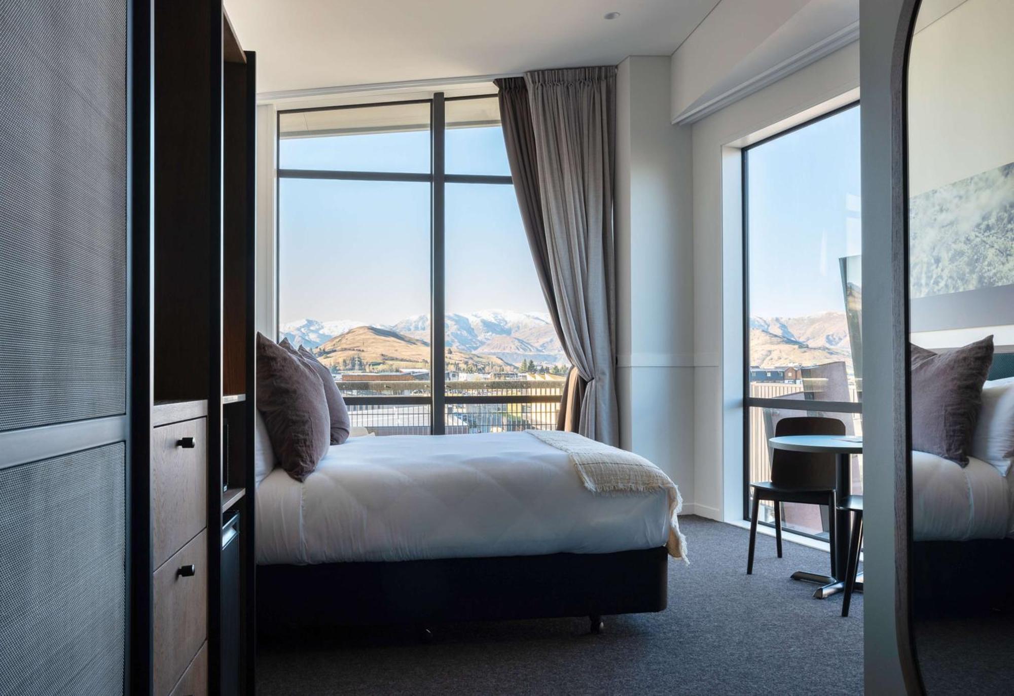 Sudima Queenstown Five Mile Hotell Exteriör bild