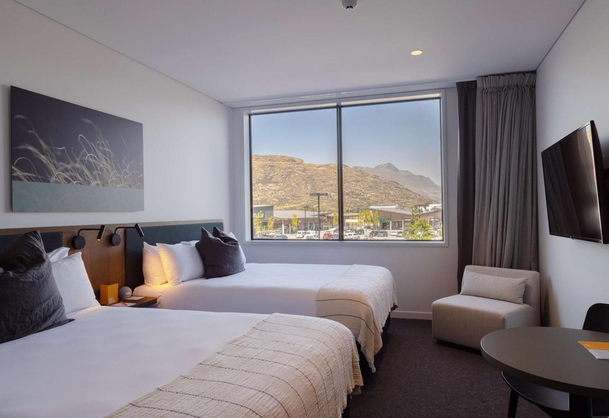 Sudima Queenstown Five Mile Hotell Exteriör bild